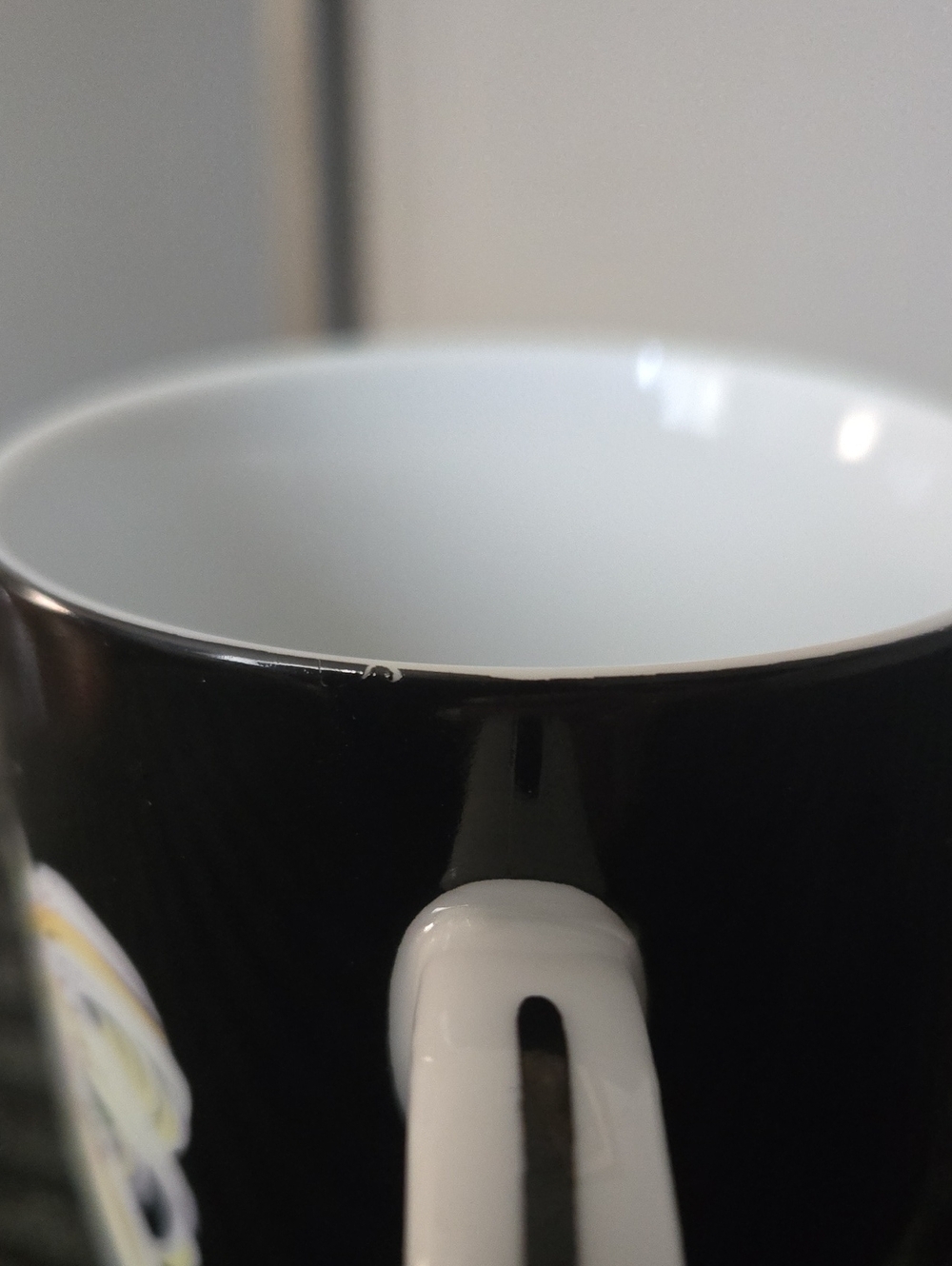 Mrs. Delaney's Flowers Mug by Tiffany & Co. Iris design. - Picture 10 of 12